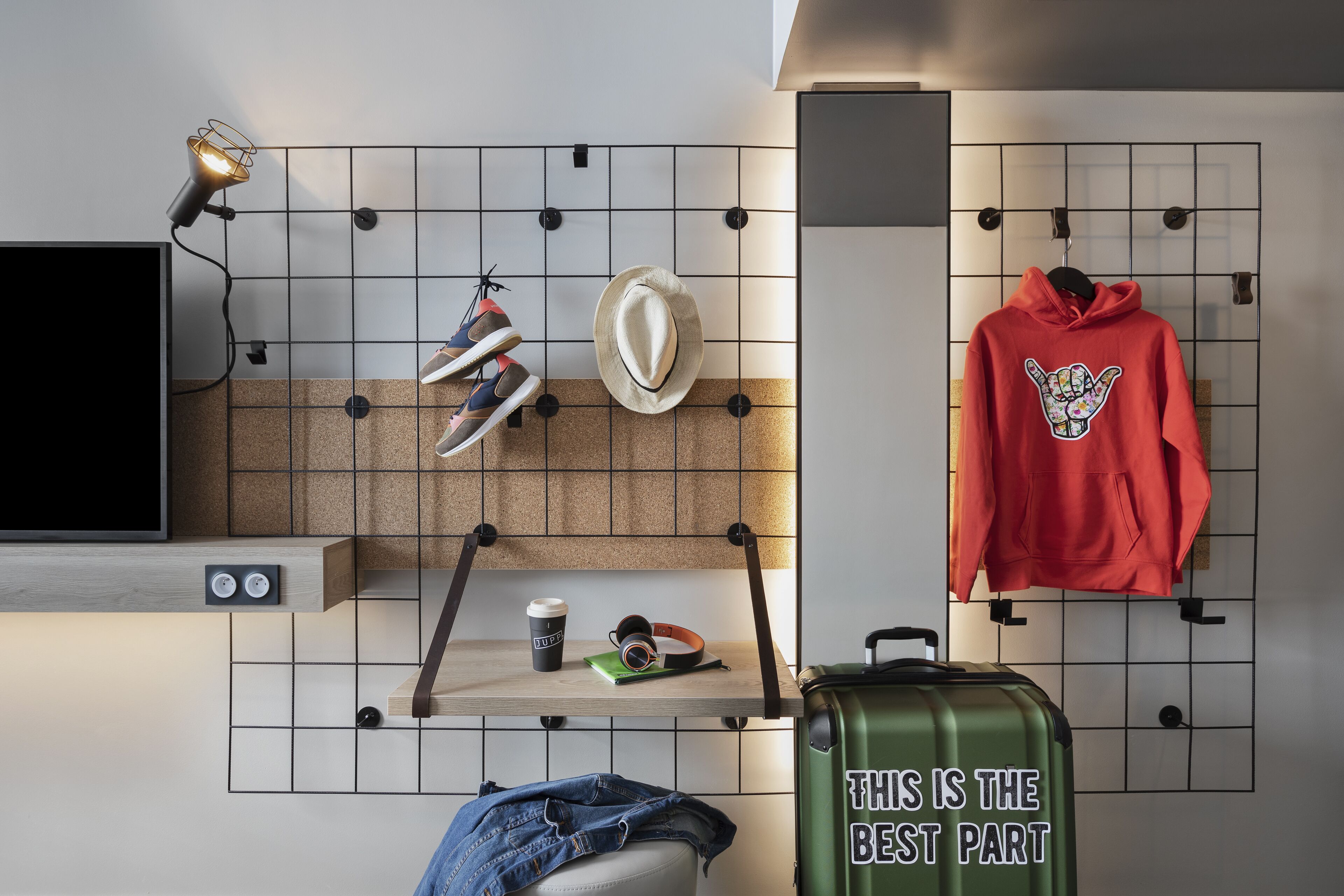 room, 1 queen bed, non smoking | desk, blackout curtains, soundproofing, iron/ironing board