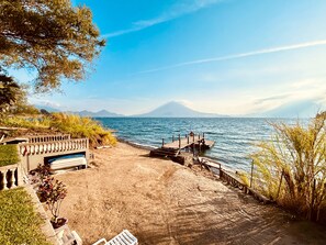 شاطئ خاص، ركوب قوارب الكاياك