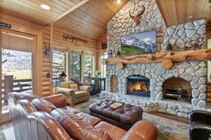 Chaparral Condo at Deer Valley - 3 Bedroom - #102 | Living area - Deer Valley's Signature Collection (Park City)