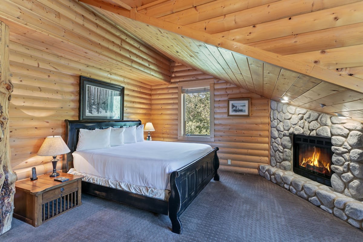 Chaparral Condo at Deer Valley - 3 Bedroom - #102 | Wi-fi (inkludert), individuelt dekorert og individuelt innredet