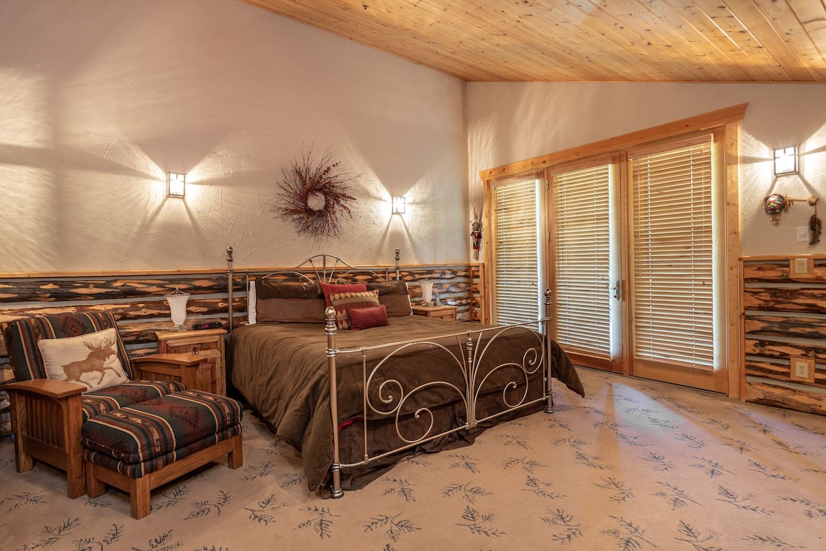 Bristlecone Condo at Deer Valley - 3 Bedroom - #504 | Wi-fi (inkludert), individuelt dekorert og individuelt innredet
