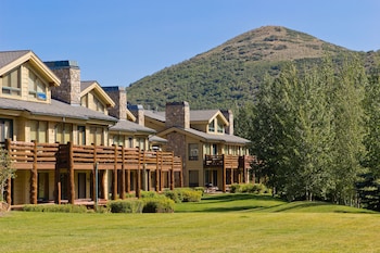 Deer Valley's Signature Collection