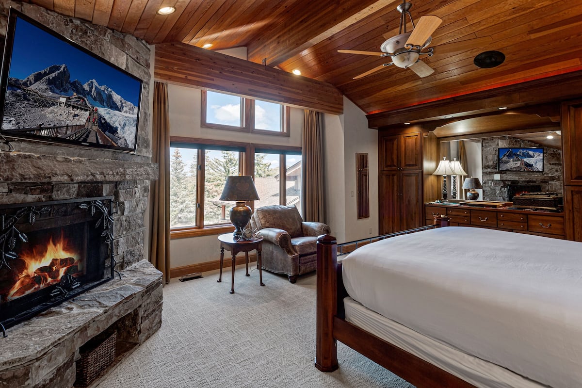 La Maconnerie Condo at Deer Valley - 4 Bedroom - #3 | Wi-fi (inkludert), individuelt dekorert og individuelt innredet