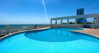 Astur Hotel y Suites