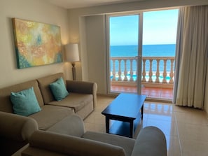 Flat-screen TV - Astur Hotel y Suites (Boca del Río)