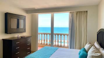 In-room safe, desk, soundproofing, iron/ironing board