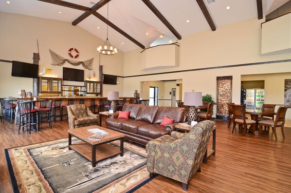 Lobby - Best Western Plus Emory At Lake Fork Inn & Suites (Emory)