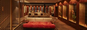 Couples treatment rooms, sauna, hot tub, steam room, hot springs