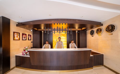 ランドマーク グランド ホテル