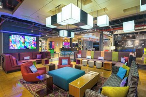 Breakfast, lunch, dinner served; Regional cuisine 