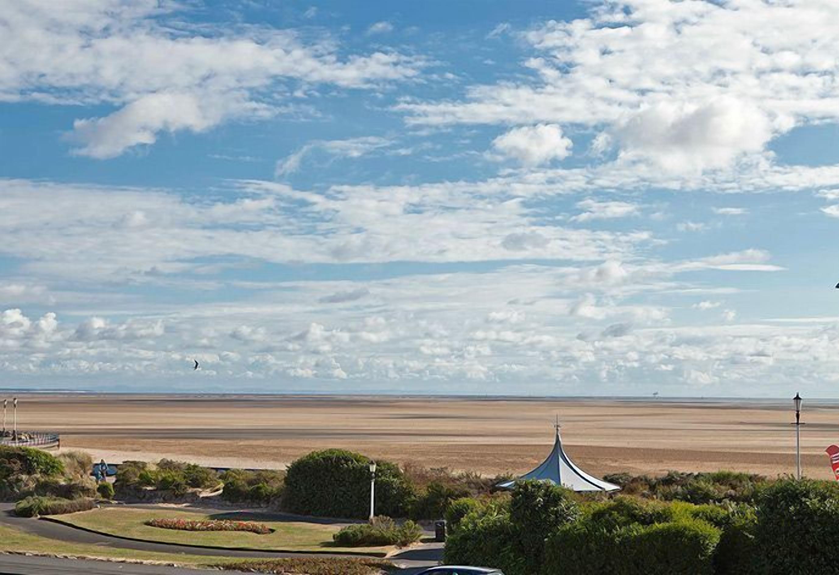 Photo - St Ives Hotel
