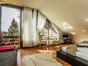 Departamento empresarial, 3 habitaciones | Muebles diferentes, tabla de planchar con plancha y wifi gratis 