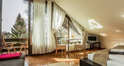 Garden House & Eastpark Apartments