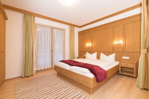 Estúdio conforto (cleaning fee 100,00 Euro) | Roupas de cama antialérgicas, individualmente decorados