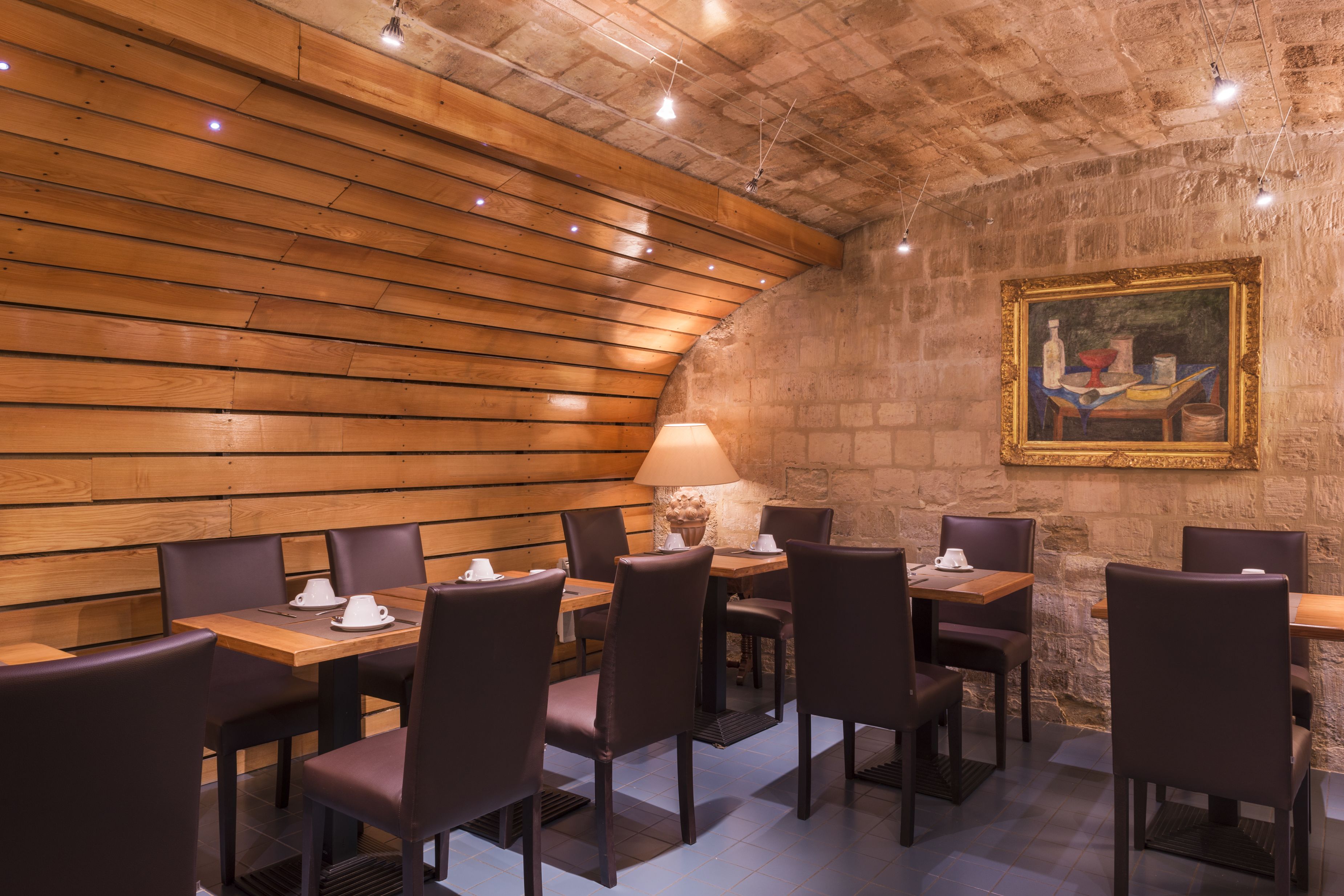 daily buffet breakfast (eur 16 per person)