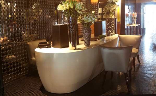 Salas de tratamiento para parejas, un sauna, baño turco/hammam