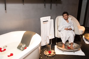 Espace de soins pour les couples, sauna, hammam, soins corporels