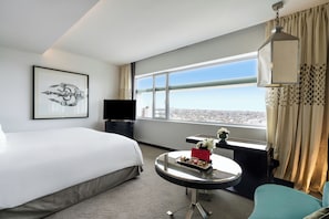 Luxury Room, 1 King Bed (Medina, Mosque and Ocean view) | 1 bedroom, premium bedding, minibar, in-room safe