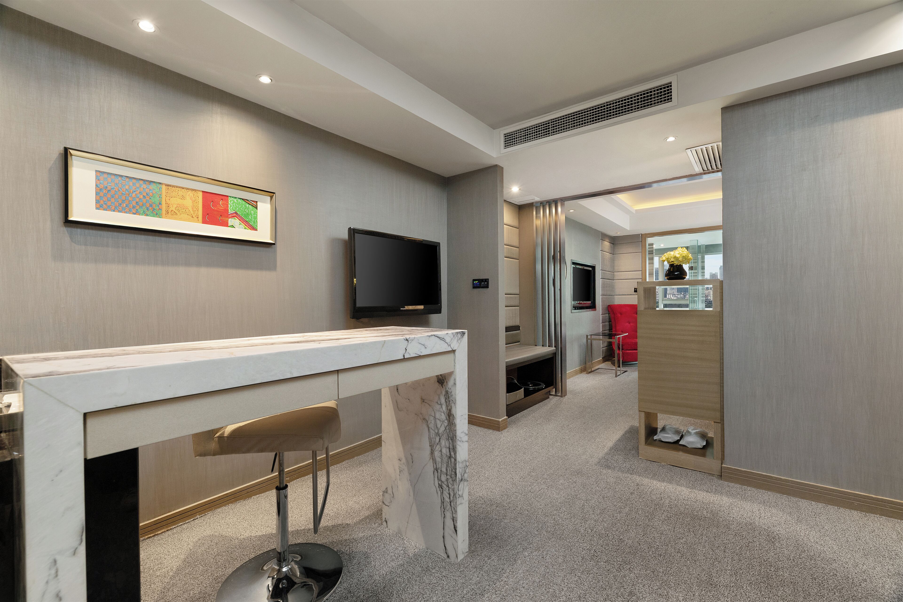 deluxe double room (g50) | living area | tv