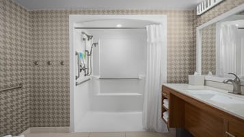 Free toiletries, towels