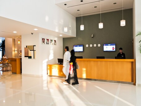ibis Abu Dhabi Gate - Image 8