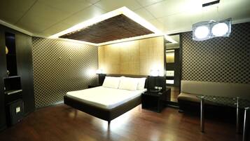 Suite, 1 Katil Ratu (Queen) | Bar mini, kalis bunyi, Wi-fi percuma, cadar katil