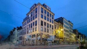 Front of property - Residence Agenda (Brussels)