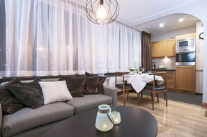 Estudio ejecutivo (Rue Berckmans n°31) | Tabla de planchar con plancha, cunas gratuitas y wifi gratis