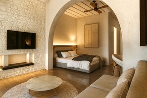 Premium bedding, in-room safe, desk, laptop workspace - Tholaria Boutique Hotel (Astypalaia)