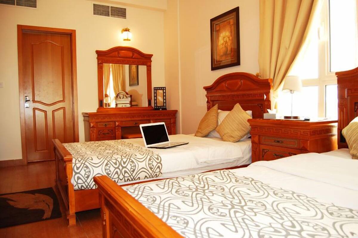 Junior Suite | Egyptian cotton sheets, in-room safe, soundproofing