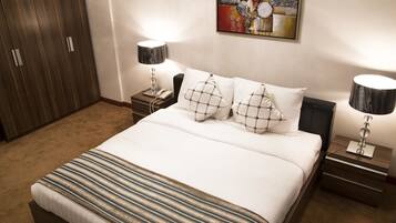 Egyptian cotton sheets, in-room safe, individually furnished