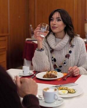 Petit déjeuner buffet compris tous les jours
