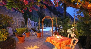 Terrace/patio - Hotel Augusta Garni (Limone sul Garda)
