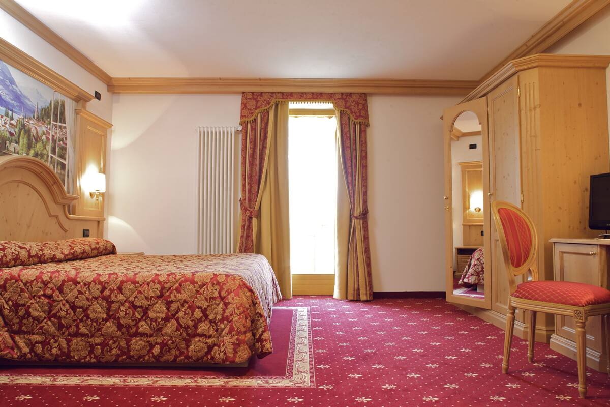 Family Triple Room, Mountain View | In-room safe, desk, blackout curtains, free WiFi