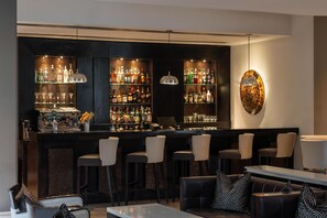 2 bars/lounges - Radisson Blu Hotel, Addis Ababa (Addis Ababa)