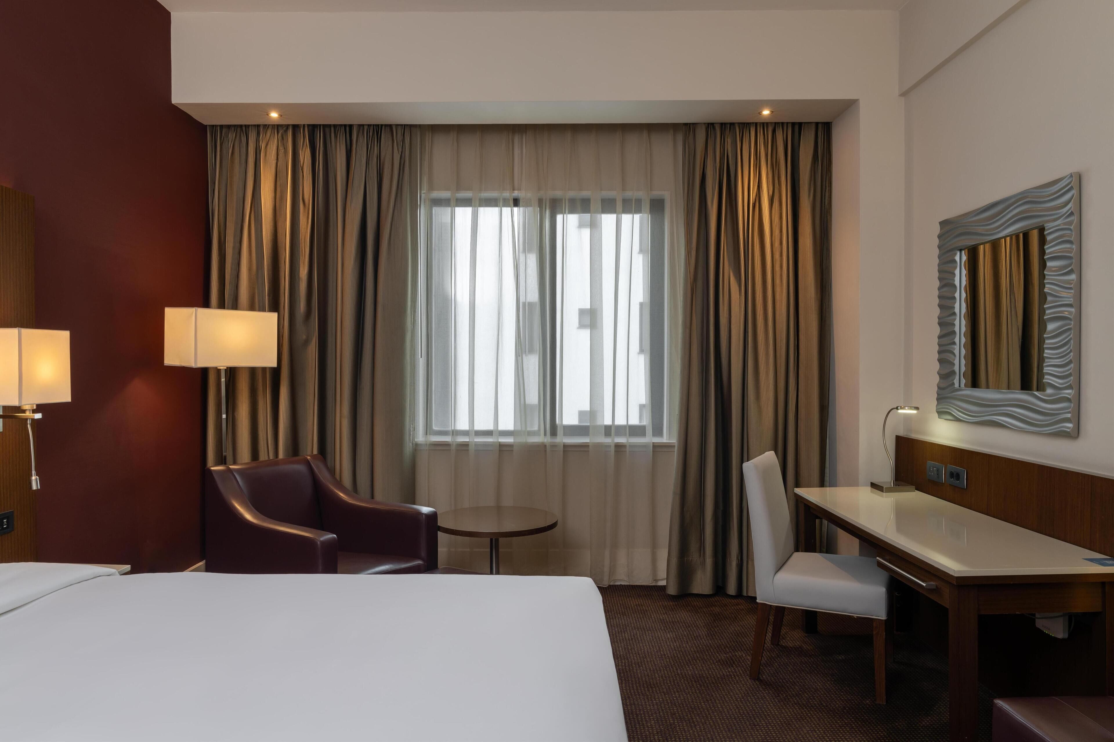 Superior-Zimmer (High Floor) | Hochwertige Bettwaren, Pillowtop-Betten, Minibar, Zimmersafe