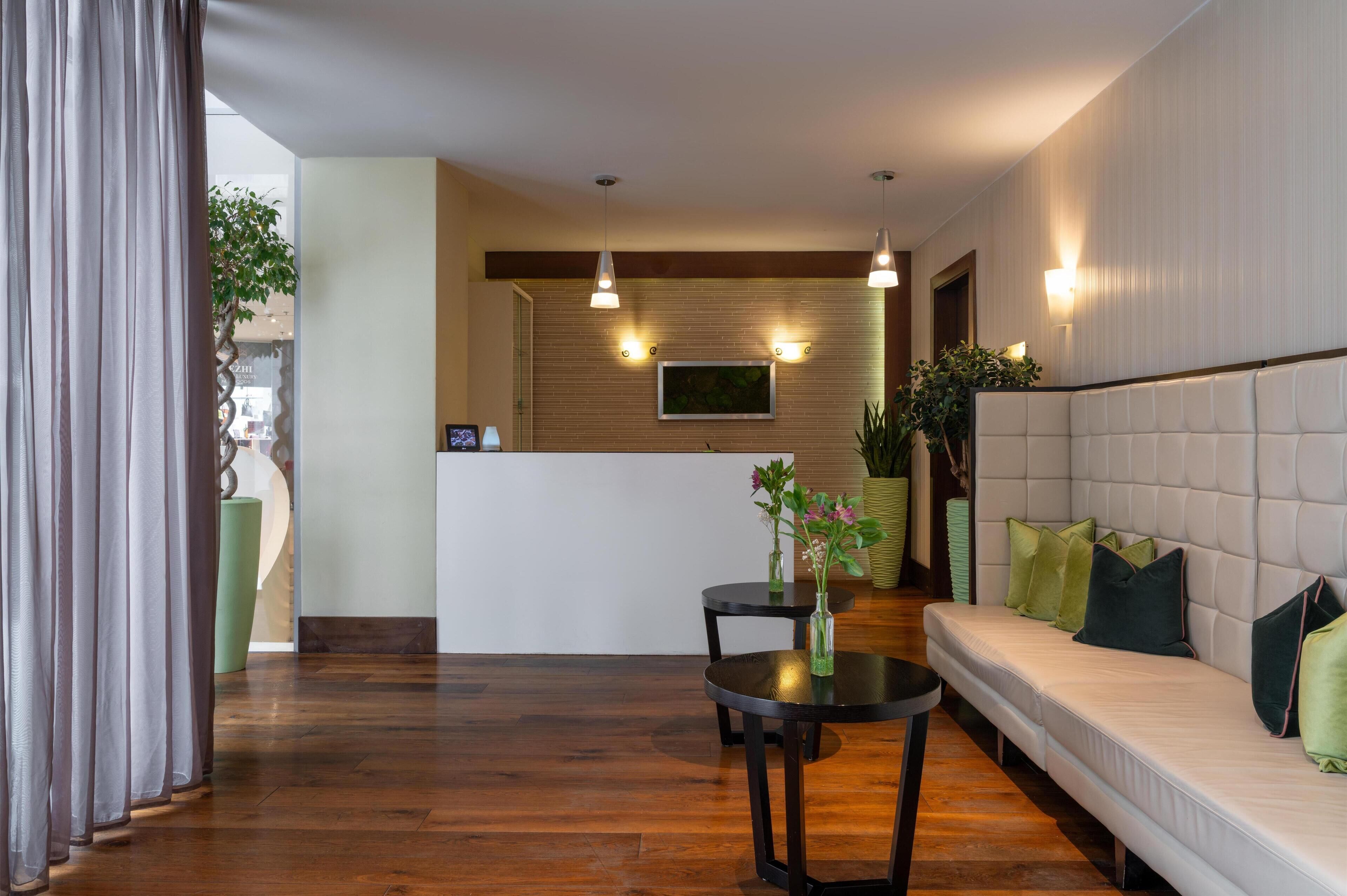 Kropsbehandlinger, aromaterapi, deep tissue-massage, svensk massage