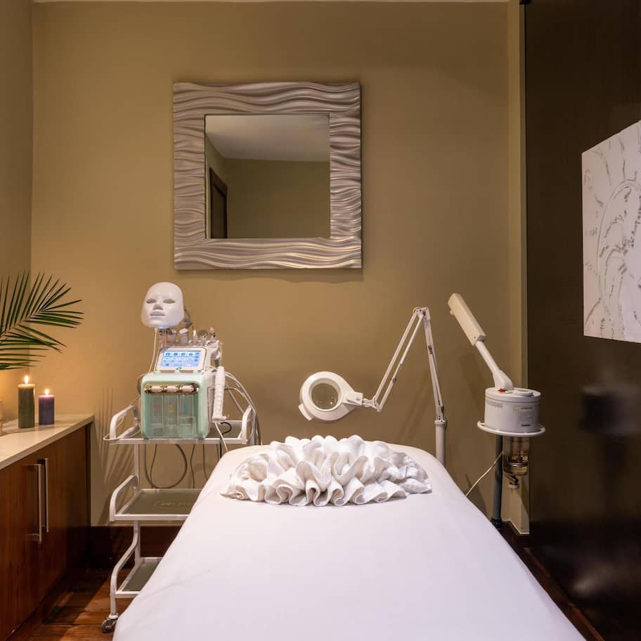 Body treatments, aromatherapy, deep-tissue massages, Swedish massages