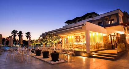 Acrotel Lily Ann Village