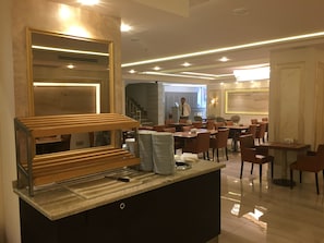 Daily buffet breakfast (TRY 100 per person)