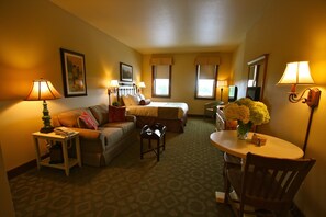 熨斗/熨衣板、免费 WiFi、床单、闹钟