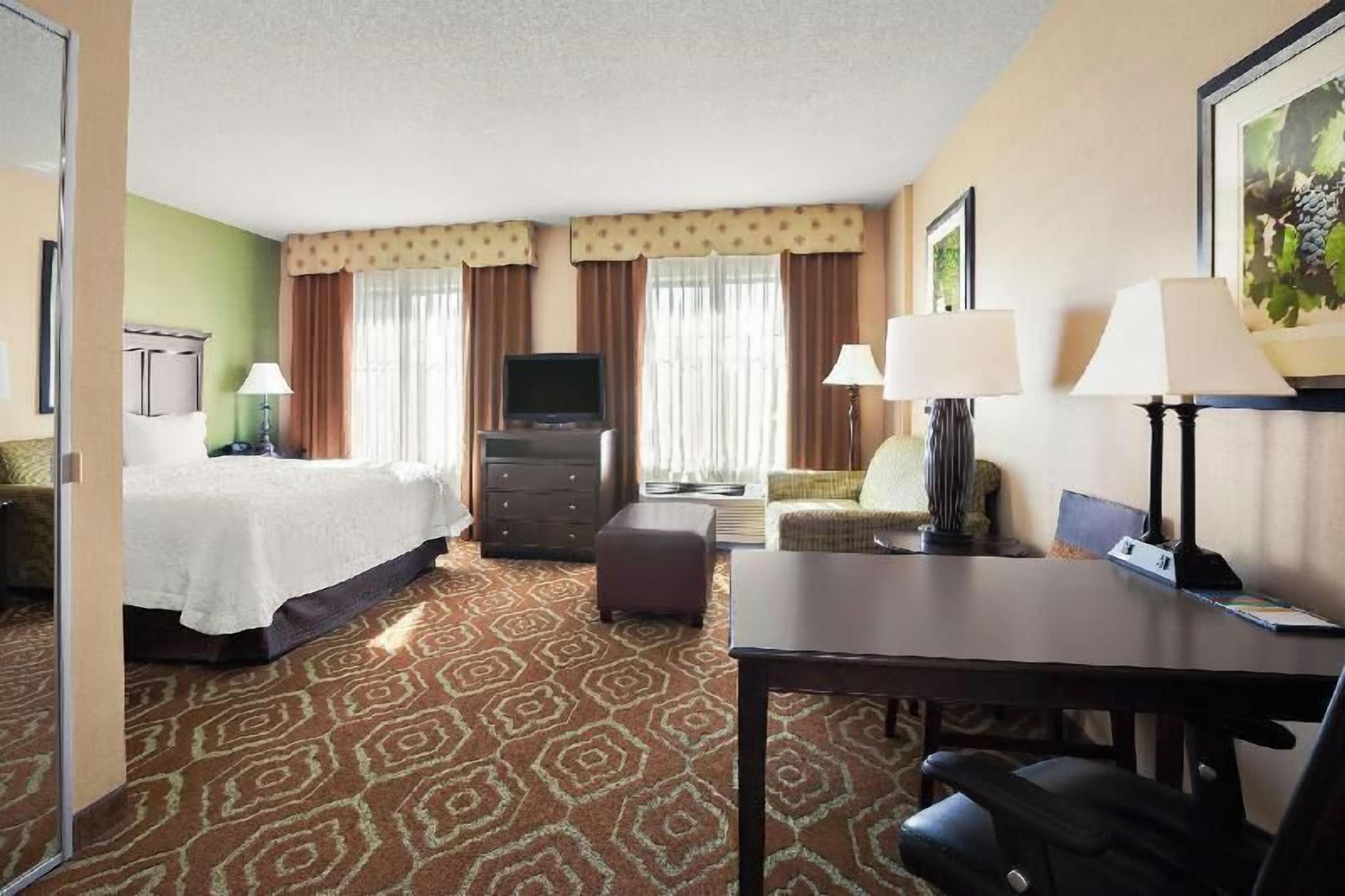 Premium bedding, pillowtop beds, in-room safe, desk