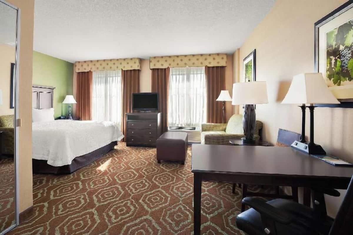 Premium bedding, pillowtop beds, in-room safe, desk