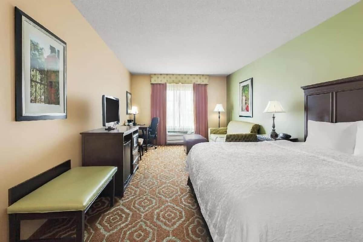 Premium bedding, pillowtop beds, in-room safe, desk