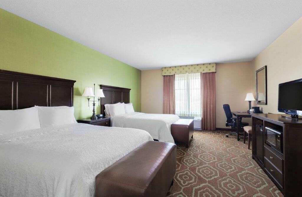 Premium bedding, pillowtop beds, in-room safe, desk