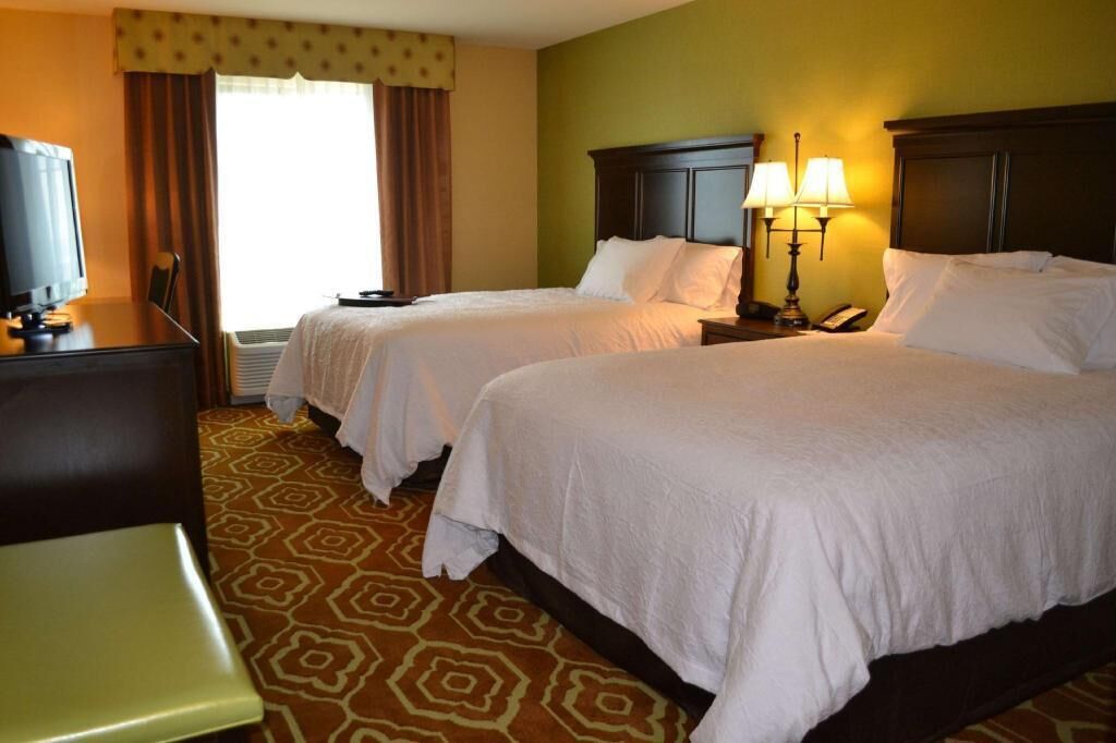 Premium bedding, pillowtop beds, in-room safe, desk