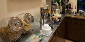 Buffet - Gateway Studio Suites (Sierra Vista)