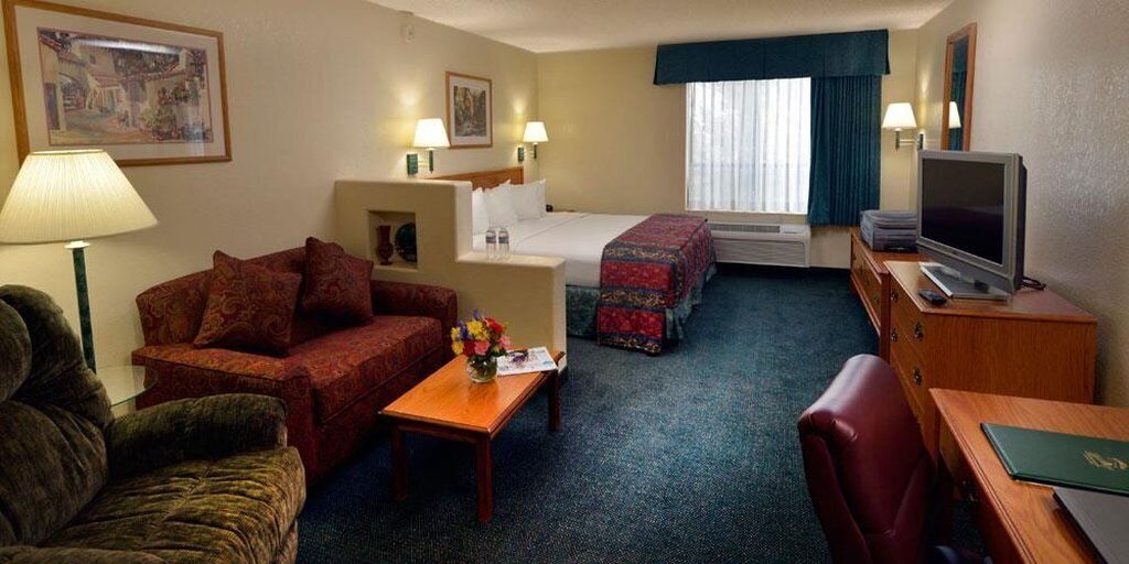 premium bedding, in-room safe, desk, blackout curtains