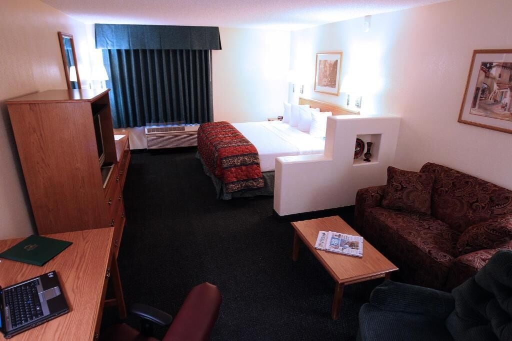 premium bedding, in-room safe, desk, blackout curtains