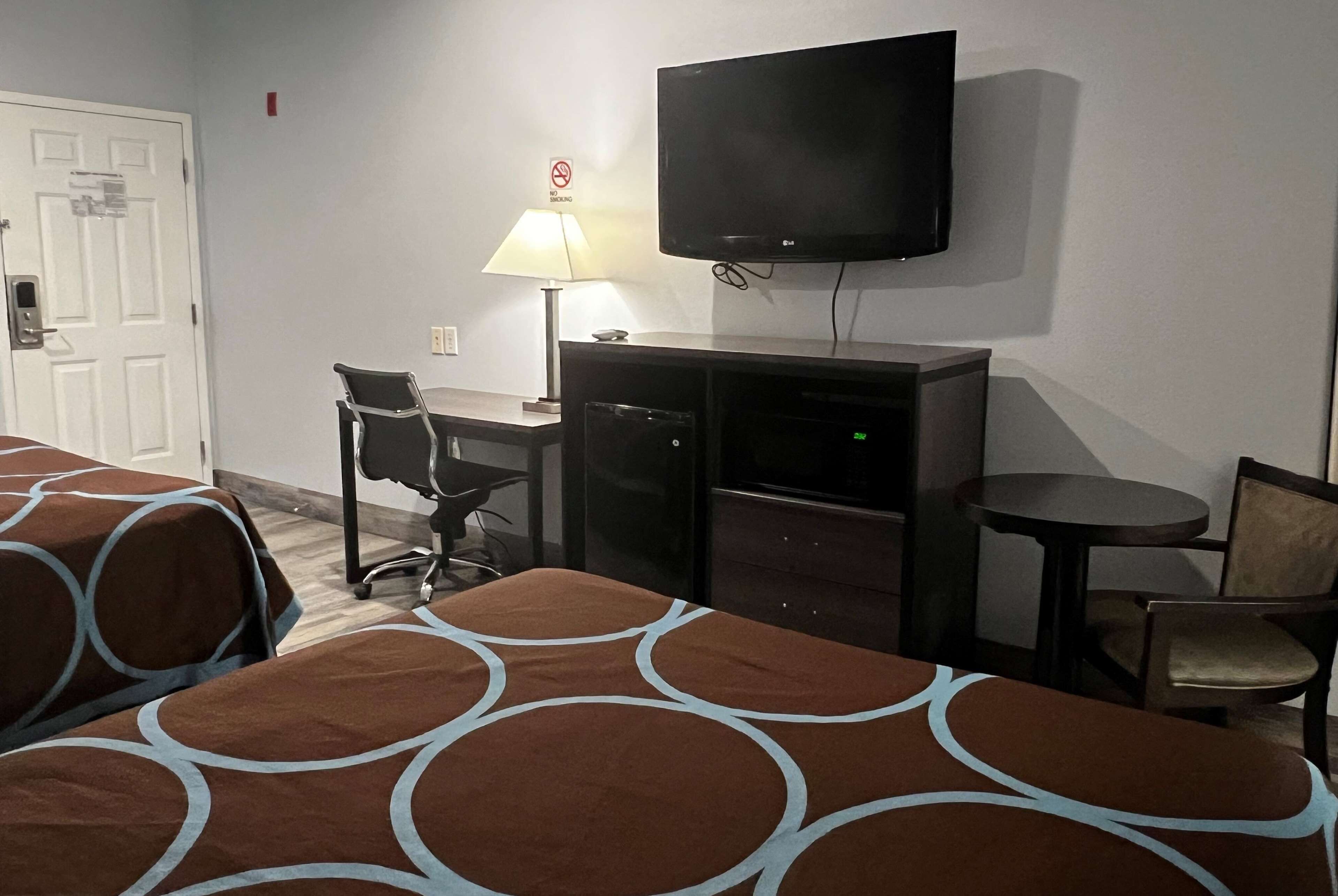 Foto - Super 8 by Wyndham Houston North I-45